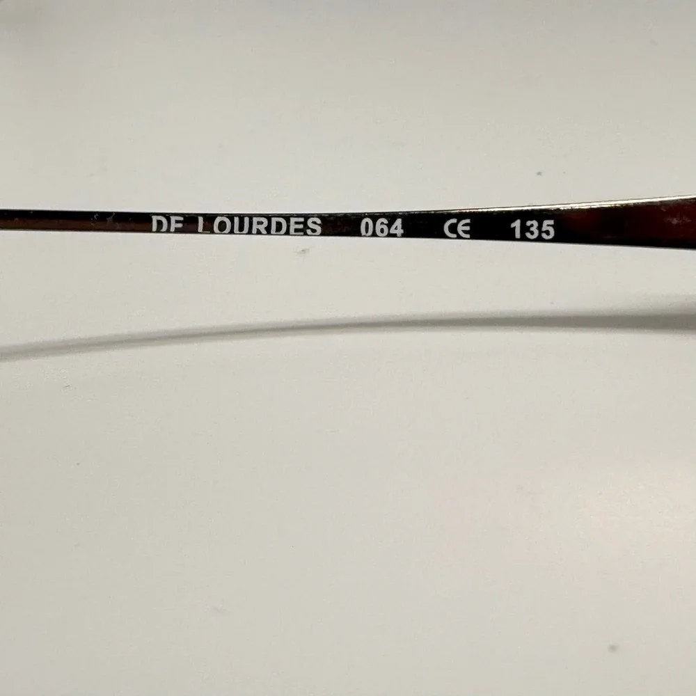 Daisy Fuentes Lourdes 064 Burgundy Metal Rectangular Eyeglass Frames Rhinestone